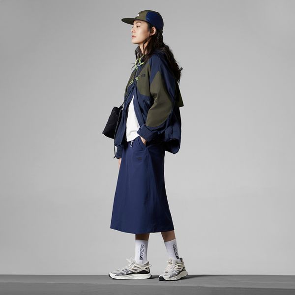 TheNorthFaceUE北面女先锋设计拼色防风夹克外套23春夏新款81MB